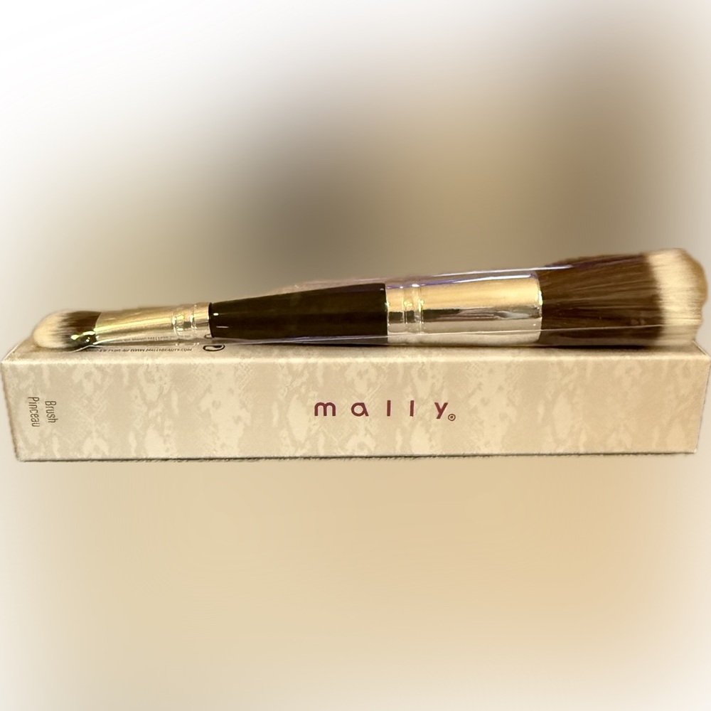 🩶MALLY🩶Double-Ended Face & Eye Brush/NIB
